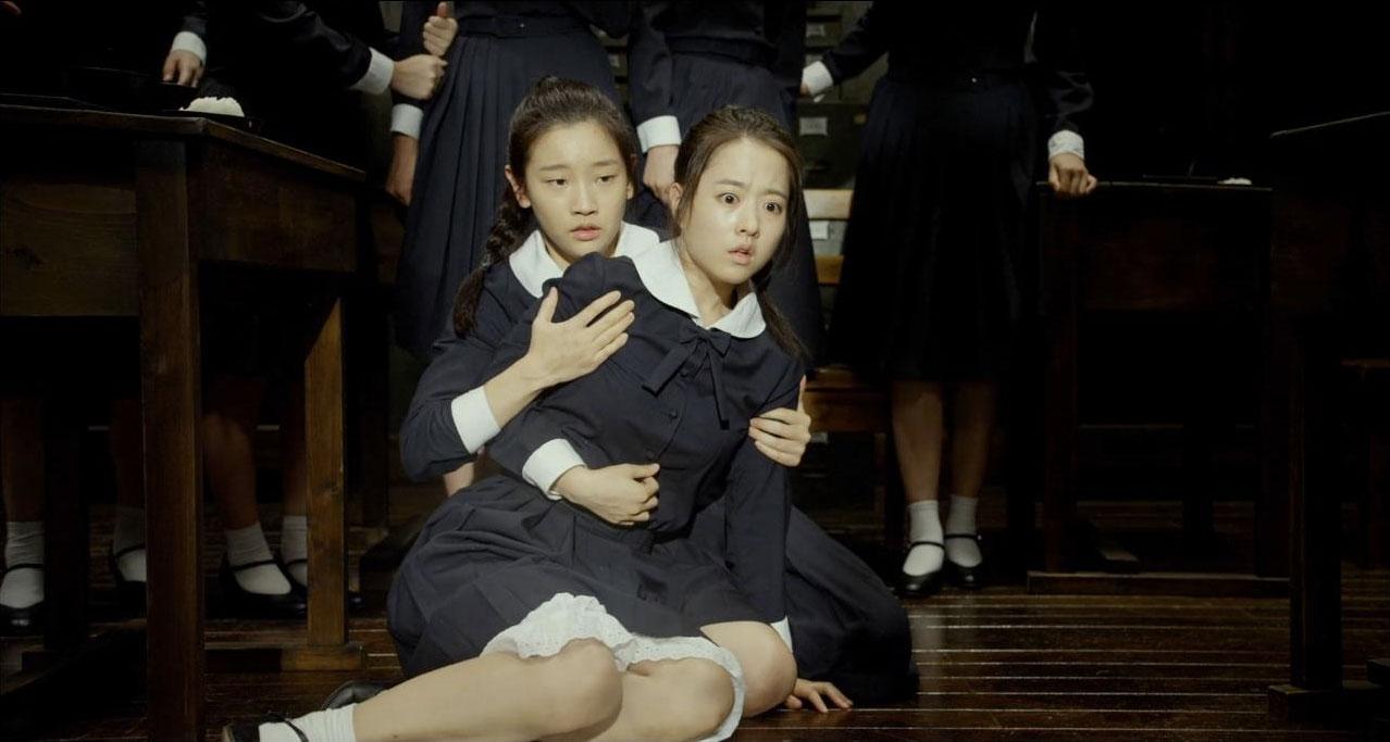 Школа Кёнсон: Пропавшие без вести (2015)